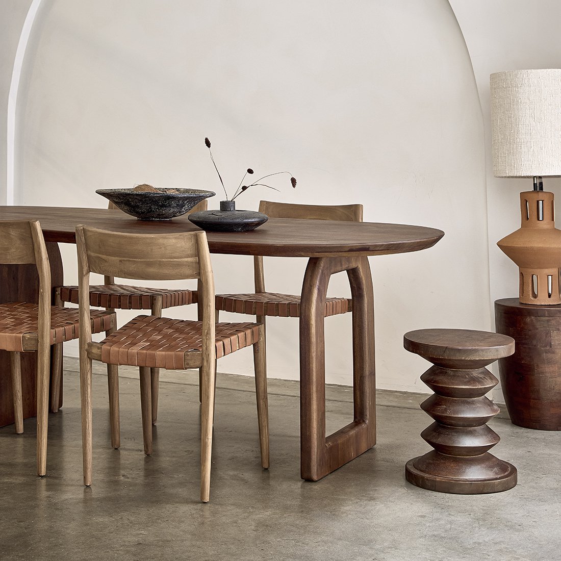 Velia Dining Table