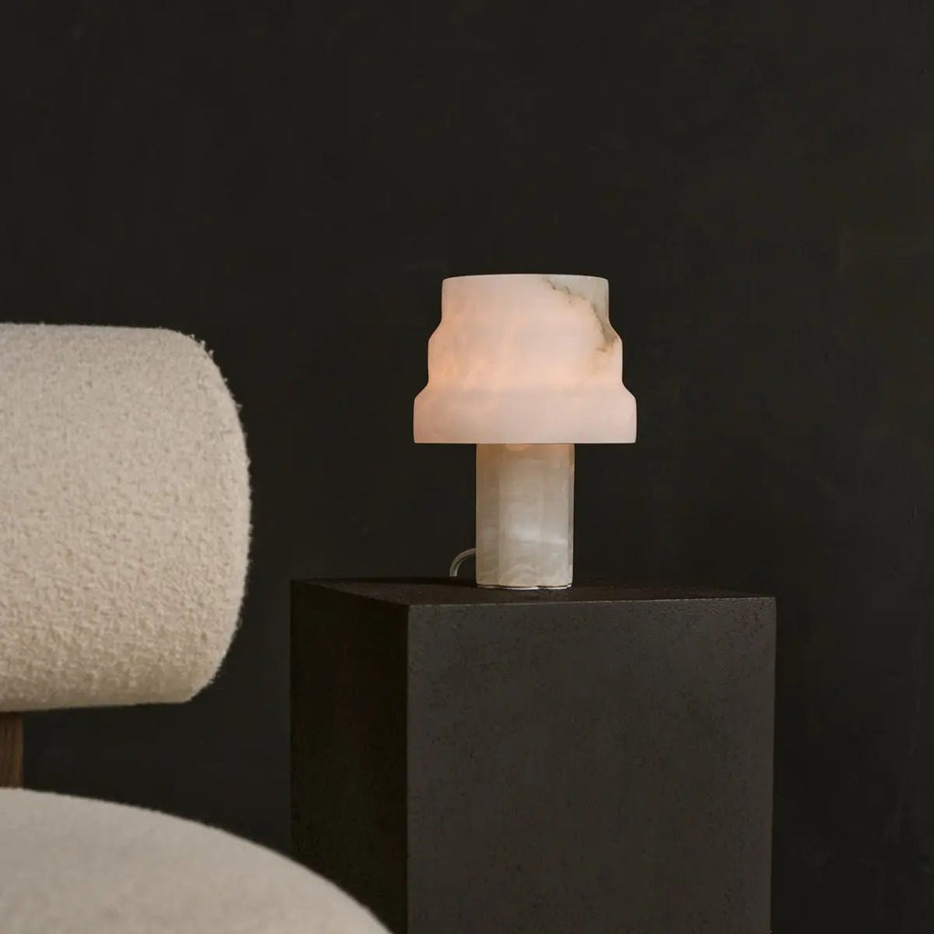Alessandra Albasten Lamp