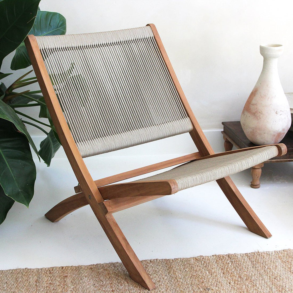 Maes Lounge Chair