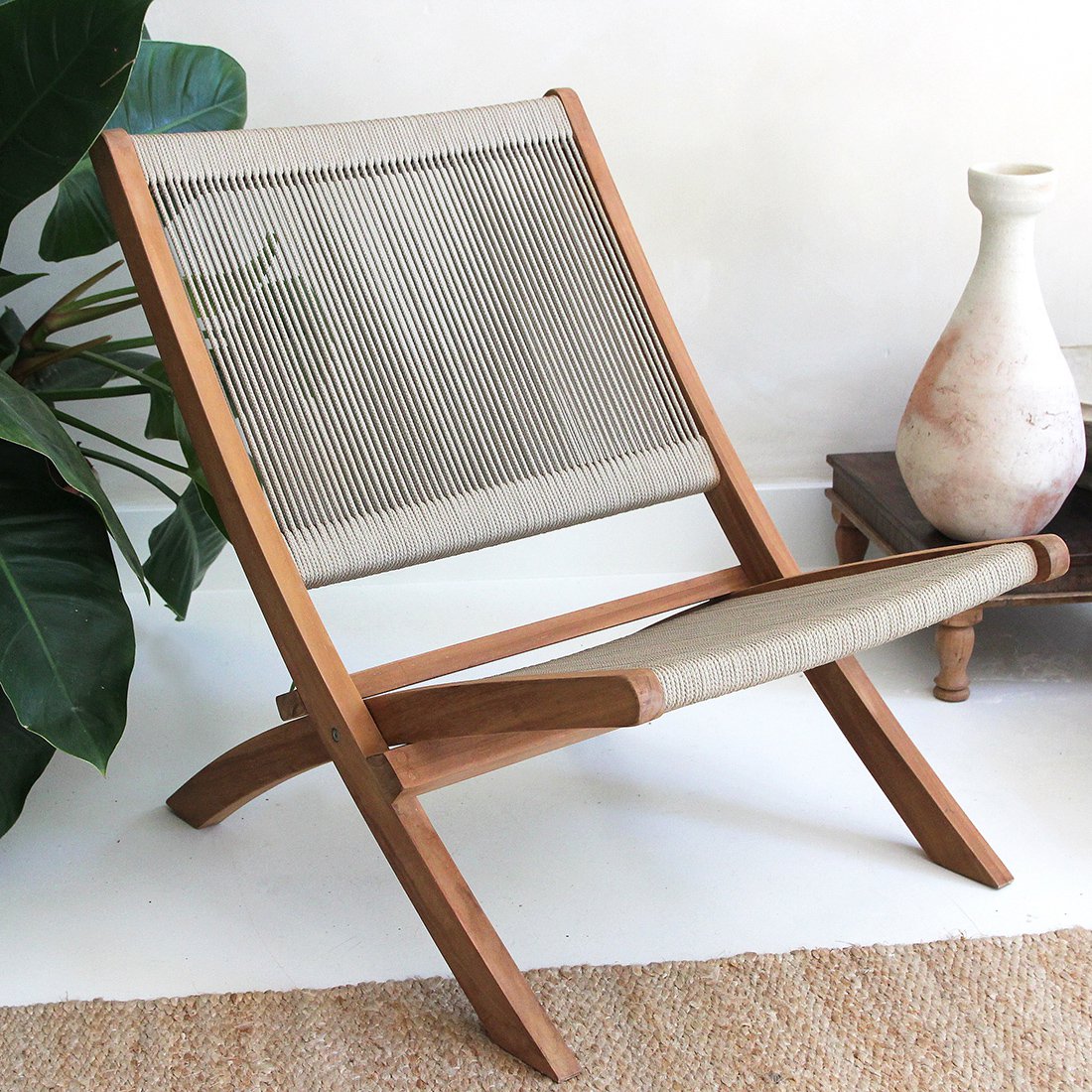 Maes Lounge Chair